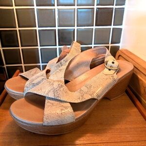 Dansko Leather Sandals,40